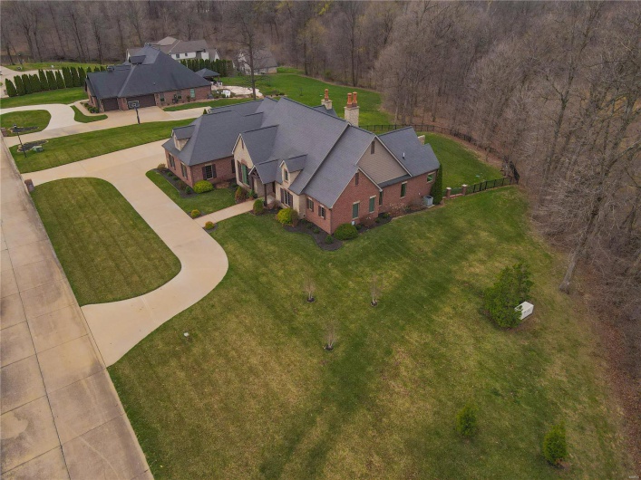 334 Trillium Lane, Cape Girardeau, Missouri 63701, 4 Bedrooms Bedrooms, 12 Rooms Rooms,4 BathroomsBathrooms,Residential,For Sale,Trillium,MAR25017147