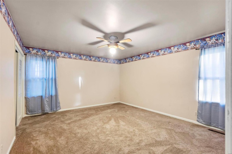 600 Butler, Kennett, Missouri 63857, 3 Bedrooms Bedrooms, 11 Rooms Rooms,3 BathroomsBathrooms,Residential,For Sale,Butler,MAR24072968