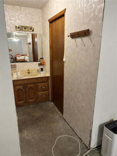 0 Log RD, Patterson, Missouri 63956, 2 Bedrooms Bedrooms, 6 Rooms Rooms,2 BathroomsBathrooms,Farm,For Sale,Log RD,MAR25017390