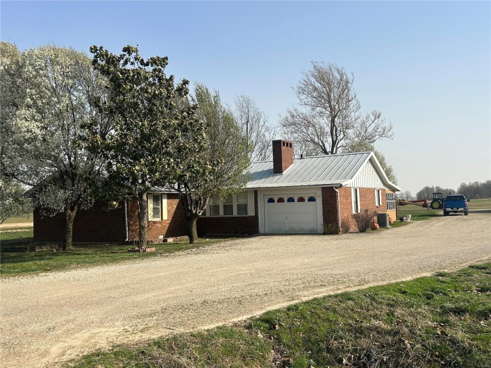 2458 County Road 622, Fisk, Missouri 63940, 4 Bedrooms Bedrooms, 9 Rooms Rooms,2 BathroomsBathrooms,Residential,For Sale,County Road 622,MAR25017423