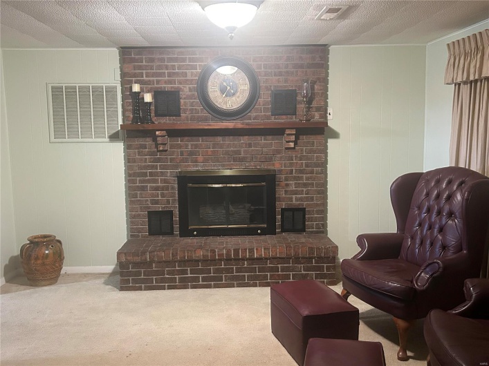 2458 County Road 622, Fisk, Missouri 63940, 4 Bedrooms Bedrooms, 9 Rooms Rooms,2 BathroomsBathrooms,Residential,For Sale,County Road 622,MAR25017423