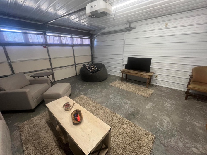 1201 Madison 504, Fredericktown, Missouri 63645, 1 Bedroom Bedrooms, 3 Rooms Rooms,1 BathroomBathrooms,Farm,For Sale,Madison 504,MAR25017448