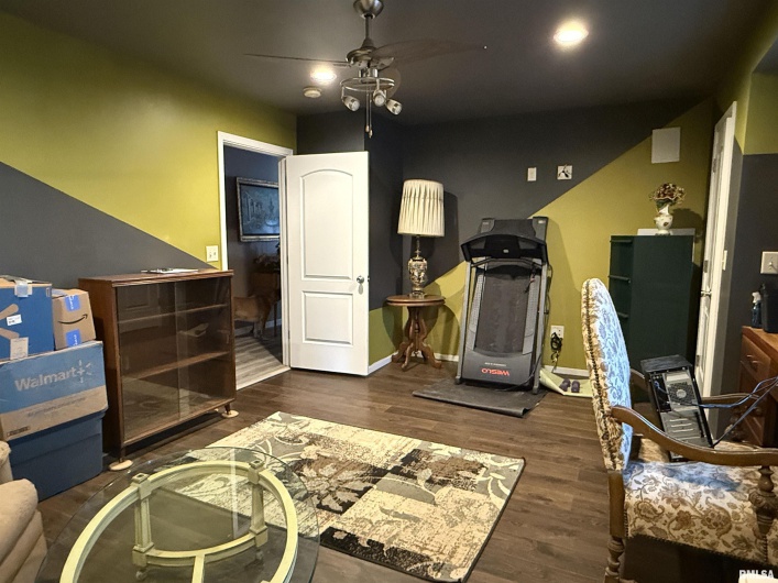 6180 Reevesville Road, Grantsburg, Illinois 62943, 3 Bedrooms Bedrooms, 0 ,2 BathroomsBathrooms,Residential,For Sale,Reevesville,0,RMAEB457231