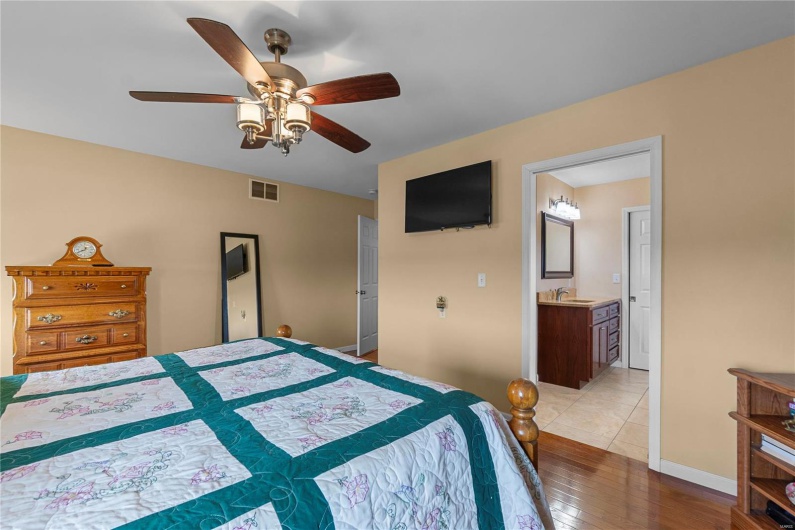 265 Open Meadows Lane, Perryville, Missouri 63775, 3 Bedrooms Bedrooms, 7 Rooms Rooms,2 BathroomsBathrooms,Residential,For Sale,Open Meadows,MAR25016985