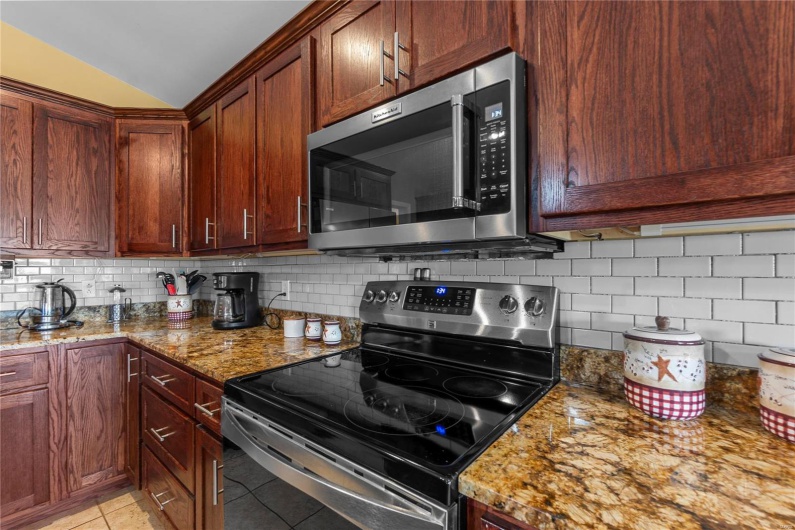 265 Open Meadows Lane, Perryville, Missouri 63775, 3 Bedrooms Bedrooms, 7 Rooms Rooms,2 BathroomsBathrooms,Residential,For Sale,Open Meadows,MAR25016985
