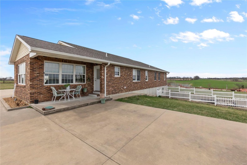265 Open Meadows Lane, Perryville, Missouri 63775, 3 Bedrooms Bedrooms, 7 Rooms Rooms,2 BathroomsBathrooms,Residential,For Sale,Open Meadows,MAR25016985
