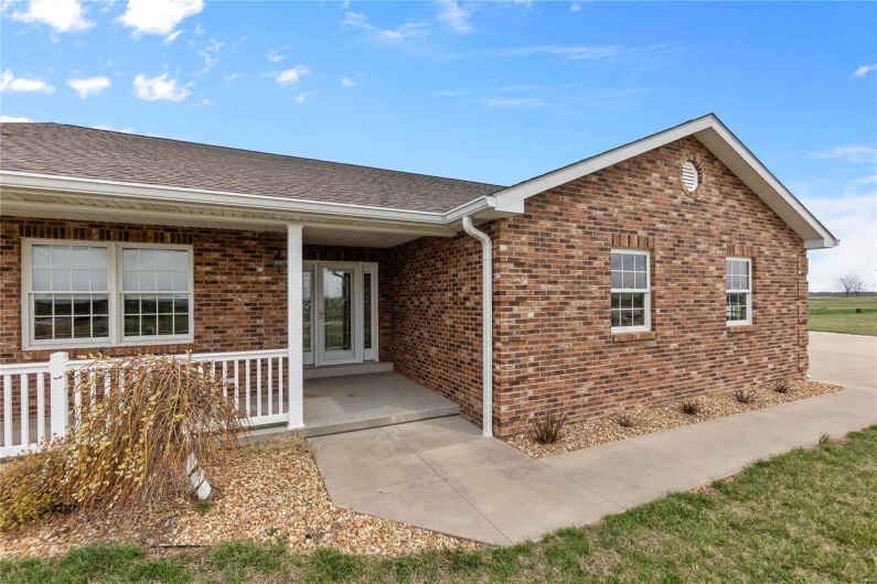 265 Open Meadows Lane, Perryville, Missouri 63775, 3 Bedrooms Bedrooms, 7 Rooms Rooms,2 BathroomsBathrooms,Residential,For Sale,Open Meadows,MAR25016985