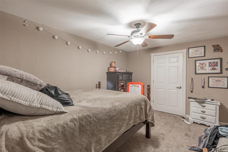 465 Hickory Meadow Lane, Poplar Bluff, Missouri 63901, 5 Bedrooms Bedrooms, 14 Rooms Rooms,4 BathroomsBathrooms,Residential,For Sale,Hickory Meadow,MAR25017204