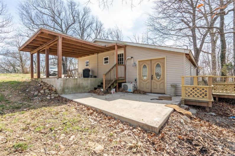 465 Hickory Meadow Lane, Poplar Bluff, Missouri 63901, 5 Bedrooms Bedrooms, 14 Rooms Rooms,4 BathroomsBathrooms,Residential,For Sale,Hickory Meadow,MAR25017204