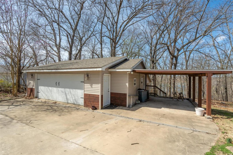 465 Hickory Meadow Lane, Poplar Bluff, Missouri 63901, 5 Bedrooms Bedrooms, 14 Rooms Rooms,4 BathroomsBathrooms,Residential,For Sale,Hickory Meadow,MAR25017204