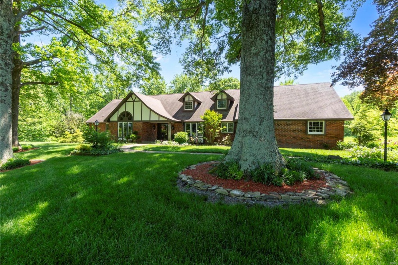 167 Red Fox Lane, Cape Girardeau, Missouri 63701, 6 Bedrooms Bedrooms, 10 Rooms Rooms,4 BathroomsBathrooms,Residential,For Sale,Red Fox,MAR25015230