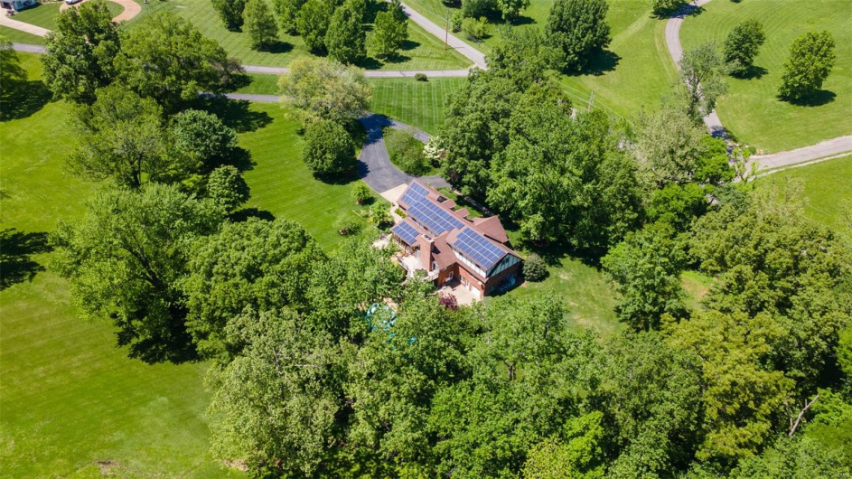167 Red Fox Lane, Cape Girardeau, Missouri 63701, 6 Bedrooms Bedrooms, 10 Rooms Rooms,4 BathroomsBathrooms,Residential,For Sale,Red Fox,MAR25015230