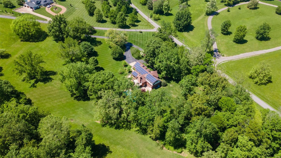 167 Red Fox Lane, Cape Girardeau, Missouri 63701, 6 Bedrooms Bedrooms, 10 Rooms Rooms,4 BathroomsBathrooms,Residential,For Sale,Red Fox,MAR25015230