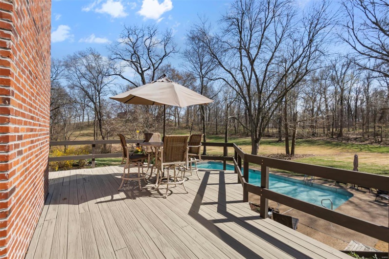 167 Red Fox Lane, Cape Girardeau, Missouri 63701, 6 Bedrooms Bedrooms, 10 Rooms Rooms,4 BathroomsBathrooms,Residential,For Sale,Red Fox,MAR25015230