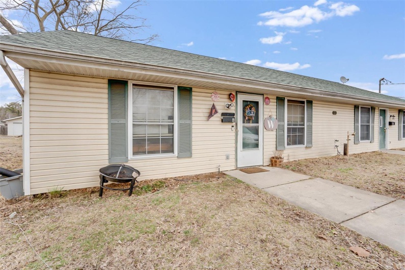 1920 Hamilton Street, Murphysboro, Illinois 62966, ,Residential Income,For Sale,Hamilton,MAR25015165