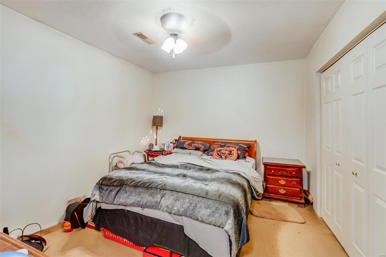 1920 Hamilton Street, Murphysboro, Illinois 62966, ,Residential Income,For Sale,Hamilton,MAR25015165