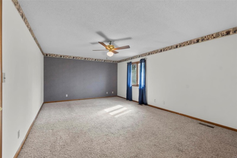 2013 Lee Drive, Cape Girardeau, Missouri 63701, 5 Bedrooms Bedrooms, 13 Rooms Rooms,3 BathroomsBathrooms,Residential,For Sale,Lee,MAR25008261
