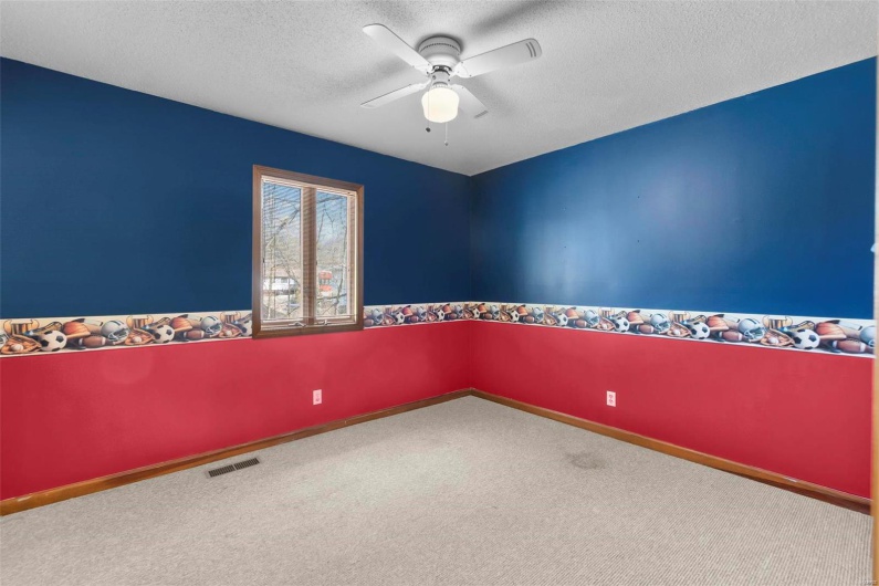 2013 Lee Drive, Cape Girardeau, Missouri 63701, 5 Bedrooms Bedrooms, 13 Rooms Rooms,3 BathroomsBathrooms,Residential,For Sale,Lee,MAR25008261