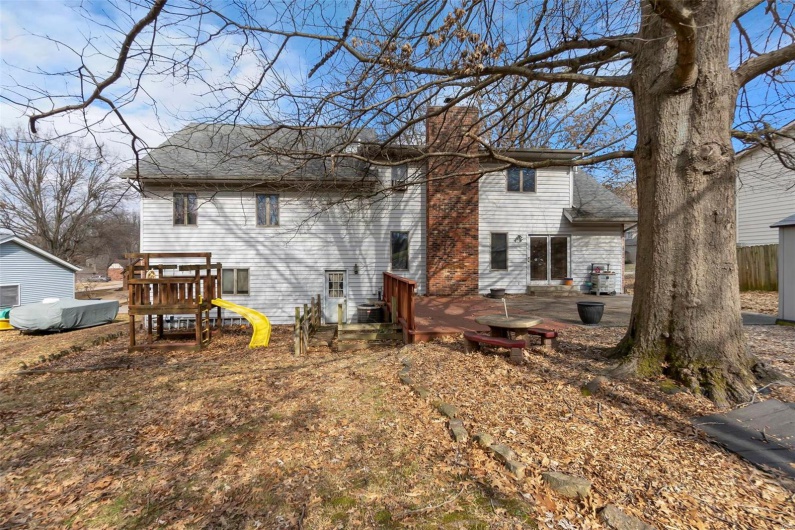 2013 Lee Drive, Cape Girardeau, Missouri 63701, 5 Bedrooms Bedrooms, 13 Rooms Rooms,3 BathroomsBathrooms,Residential,For Sale,Lee,MAR25008261
