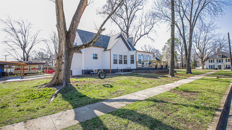 32 Church, Bonne Terre, Missouri 63628, 4 Bedrooms Bedrooms, 11 Rooms Rooms,2 BathroomsBathrooms,Residential,For Sale,Church,MAR25016995