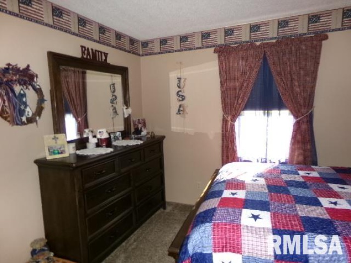 2225 Route 34 Route, Rosiclare, Illinois 62982, 4 Bedrooms Bedrooms, 0 ,2 BathroomsBathrooms,Residential,For Sale,Route 34,0,RMAEB457251