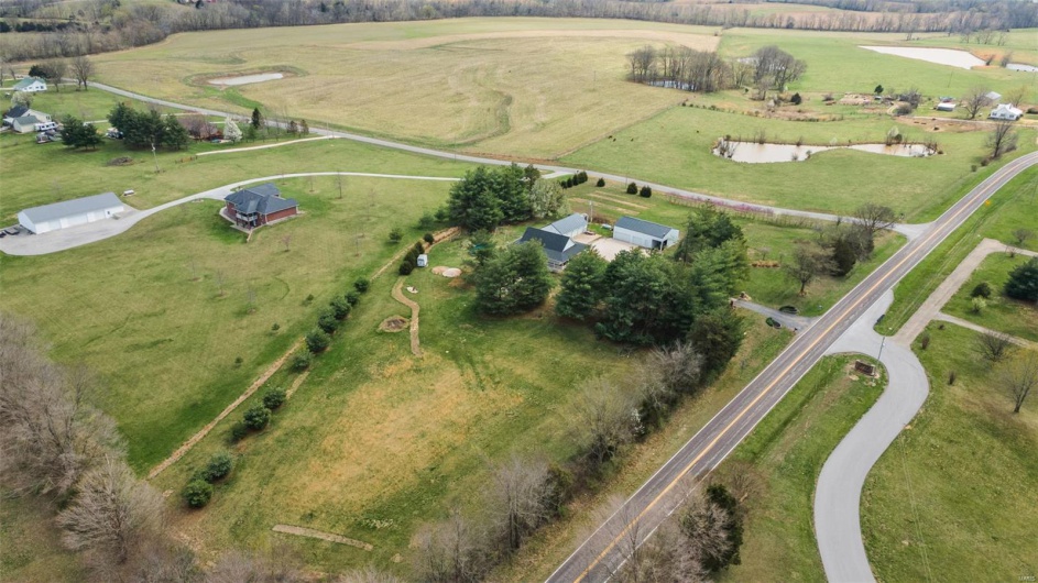 7238 State Highway D, Jackson, Missouri 63755, 3 Bedrooms Bedrooms, 12 Rooms Rooms,3 BathroomsBathrooms,Residential,For Sale,State Highway D,MAR25017353