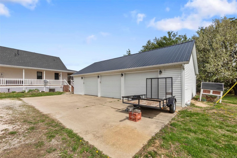 7238 State Highway D, Jackson, Missouri 63755, 3 Bedrooms Bedrooms, 12 Rooms Rooms,3 BathroomsBathrooms,Residential,For Sale,State Highway D,MAR25017353