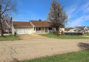 86 Fox Drive, Farmington, Missouri 63640, 3 Bedrooms Bedrooms, 6 Rooms Rooms,2 BathroomsBathrooms,Residential,For Sale,Fox,MAR25017905