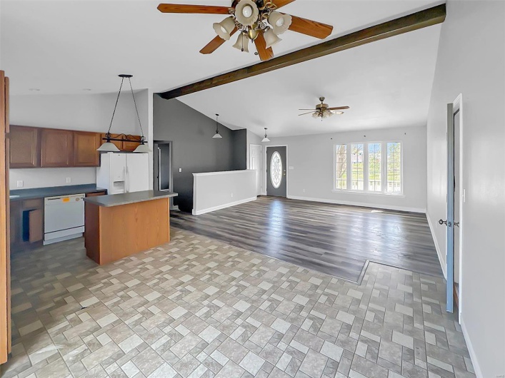 86 Fox Drive, Farmington, Missouri 63640, 3 Bedrooms Bedrooms, 6 Rooms Rooms,2 BathroomsBathrooms,Residential,For Sale,Fox,MAR25017905