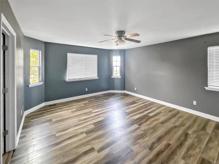 86 Fox Drive, Farmington, Missouri 63640, 3 Bedrooms Bedrooms, 6 Rooms Rooms,2 BathroomsBathrooms,Residential,For Sale,Fox,MAR25017905
