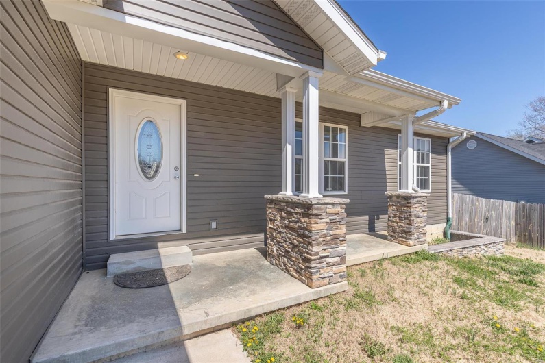 151 Alisha Ave, Poplar Bluff, Missouri 63901, 3 Bedrooms Bedrooms, 9 Rooms Rooms,2 BathroomsBathrooms,Residential,For Sale,Alisha Ave,MAR25017201