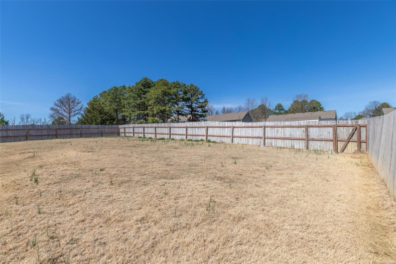 151 Alisha Ave, Poplar Bluff, Missouri 63901, 3 Bedrooms Bedrooms, 9 Rooms Rooms,2 BathroomsBathrooms,Residential,For Sale,Alisha Ave,MAR25017201