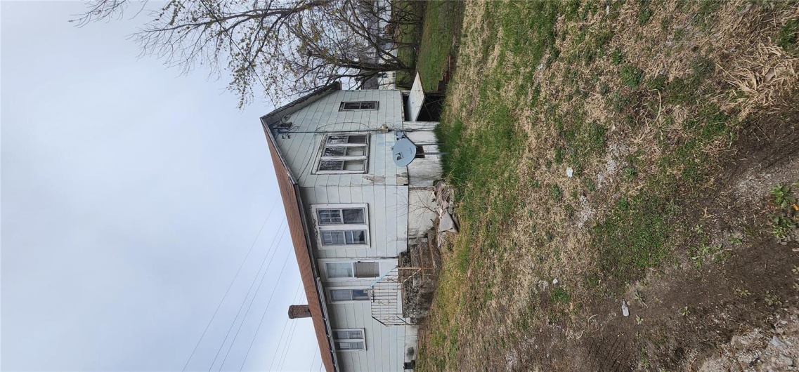 2830 State Street, Chester, Illinois 62233, 2 Bedrooms Bedrooms, 6 Rooms Rooms,1 BathroomBathrooms,Residential,For Sale,State,MAR25018157