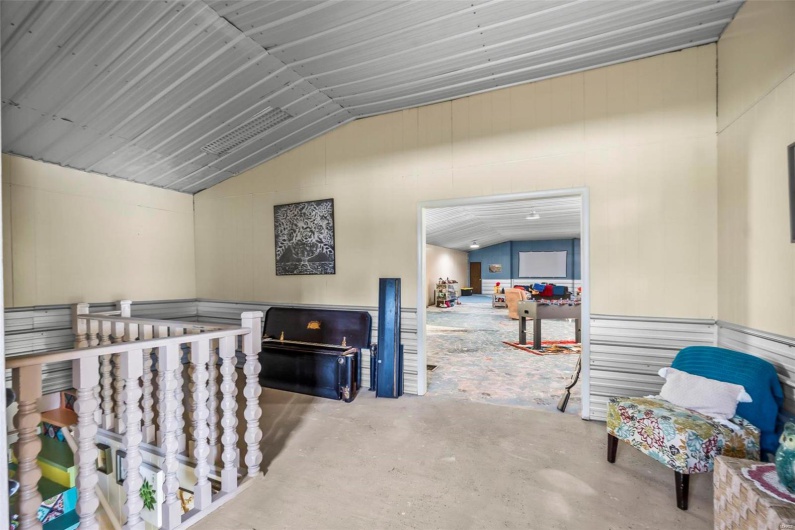 1034 Old Cape Road, Jackson, Missouri 63755, 10 Rooms Rooms,2 BathroomsBathrooms,Residential,For Sale,Old Cape Road,MAR24003502