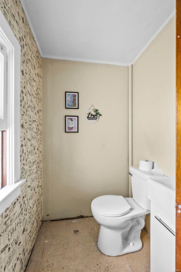 1034 Old Cape Road, Jackson, Missouri 63755, 10 Rooms Rooms,2 BathroomsBathrooms,Residential,For Sale,Old Cape Road,MAR24003502