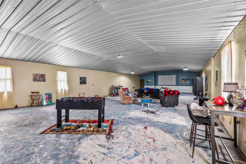 1034 Old Cape Road, Jackson, Missouri 63755, 10 Rooms Rooms,2 BathroomsBathrooms,Residential,For Sale,Old Cape Road,MAR24003502