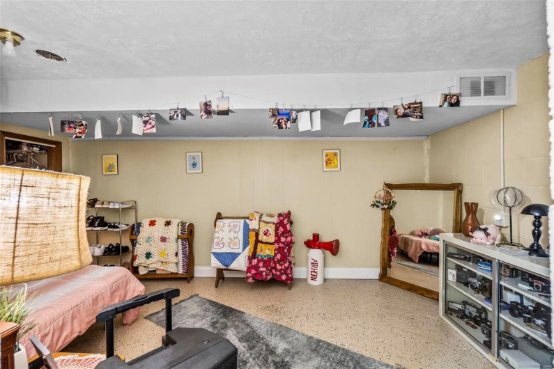 1034 Old Cape Road, Jackson, Missouri 63755, 10 Rooms Rooms,2 BathroomsBathrooms,Residential,For Sale,Old Cape Road,MAR24003502
