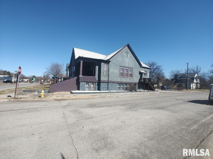 130 BLANCHE Street, Mounds, Illinois 62964, 4 Bedrooms Bedrooms, 0 ,0,Residential,For Sale,BLANCHE,0,RMAEB457274