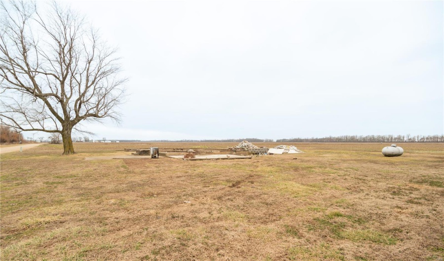 18947 County Road 587 -, Essex, Missouri 63846, 2 Bedrooms Bedrooms, 7 Rooms Rooms,2 BathroomsBathrooms,Residential,For Sale,County Road 587 -,MAR25018808