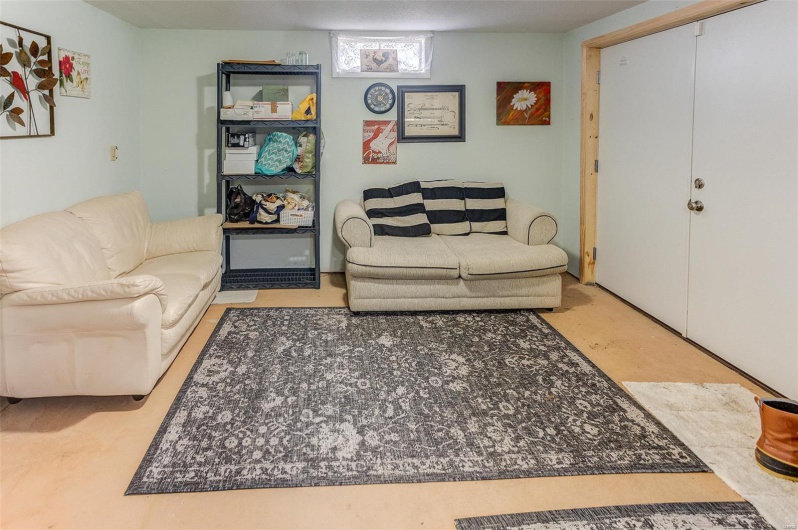 11418 Holloway Rd, Sparta, Illinois 62286, 3 Bedrooms Bedrooms, 8 Rooms Rooms,2 BathroomsBathrooms,Residential,For Sale,Holloway Rd,MAR25018274