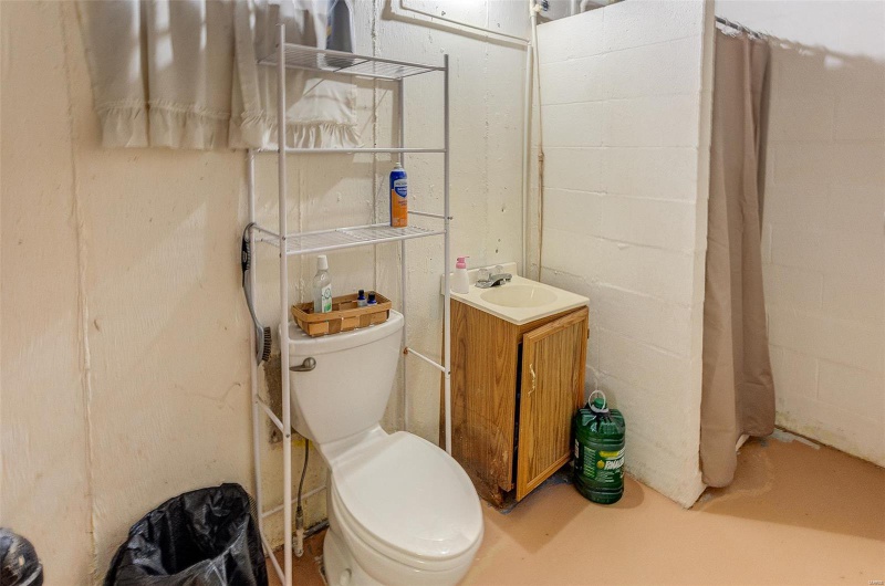 11418 Holloway Rd, Sparta, Illinois 62286, 3 Bedrooms Bedrooms, 8 Rooms Rooms,2 BathroomsBathrooms,Residential,For Sale,Holloway Rd,MAR25018274