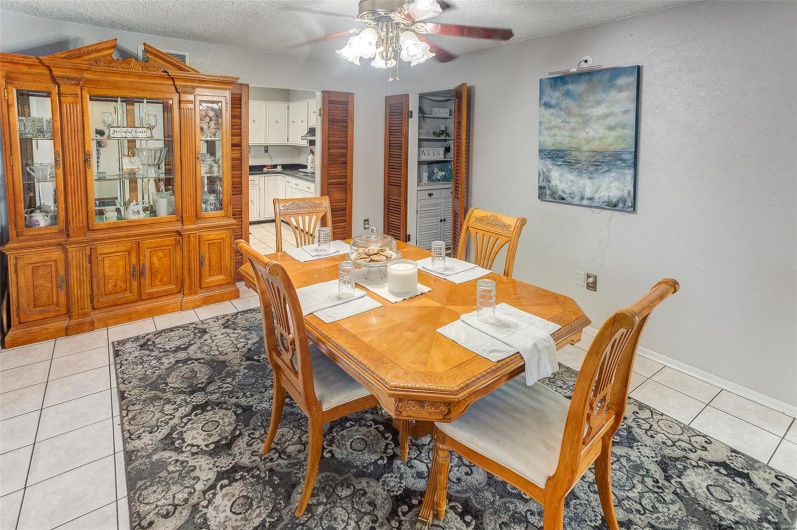 11418 Holloway Rd, Sparta, Illinois 62286, 3 Bedrooms Bedrooms, 8 Rooms Rooms,2 BathroomsBathrooms,Residential,For Sale,Holloway Rd,MAR25018274