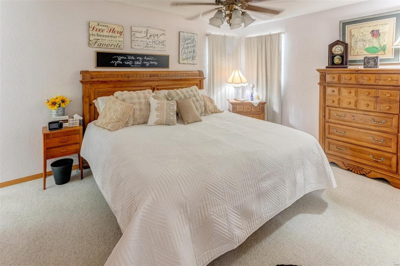 11418 Holloway Rd, Sparta, Illinois 62286, 3 Bedrooms Bedrooms, 8 Rooms Rooms,2 BathroomsBathrooms,Residential,For Sale,Holloway Rd,MAR25018274