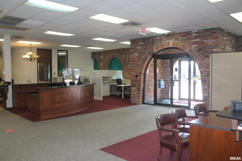 216 MAIN Street, Carbondale, Illinois 62901, 0 , 0 ,0,Commercial Lease,For Sale,MAIN,0,RMAEB457278