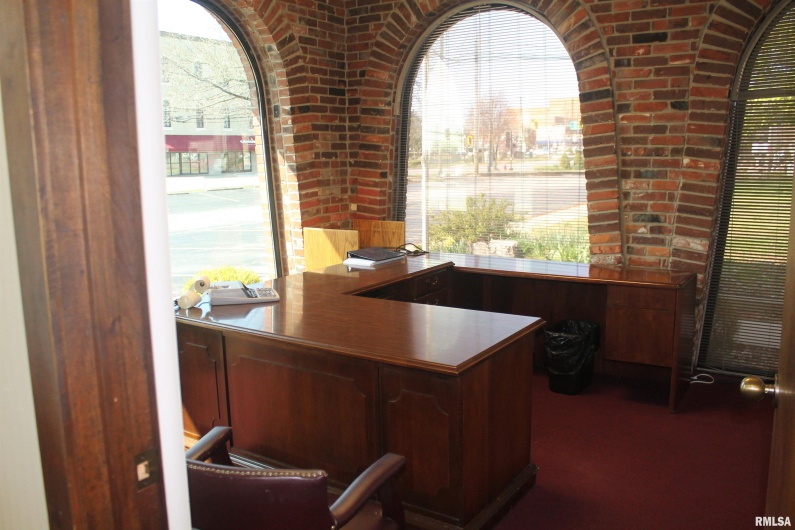 216 MAIN Street, Carbondale, Illinois 62901, 0 , 0 ,0,Commercial Lease,For Sale,MAIN,0,RMAEB457278