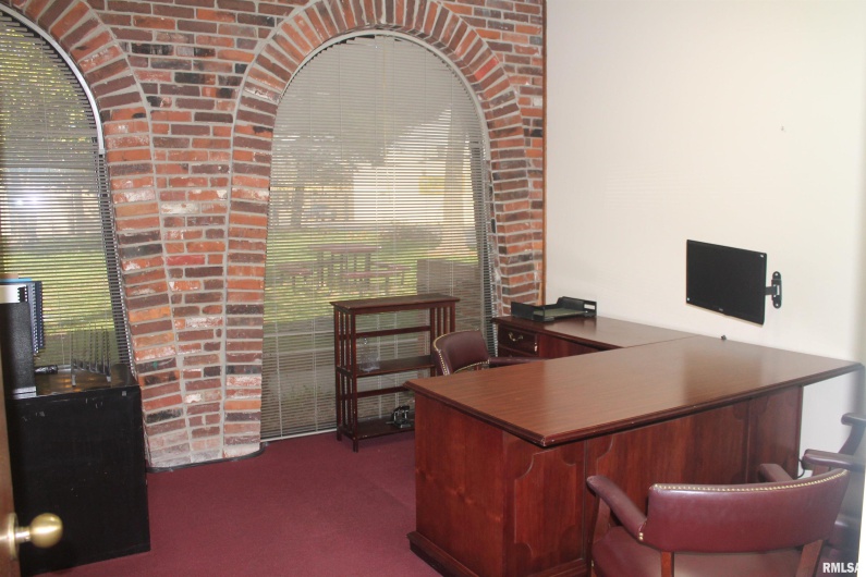 216 MAIN Street, Carbondale, Illinois 62901, 0 , 0 ,0,Commercial Lease,For Sale,MAIN,0,RMAEB457278