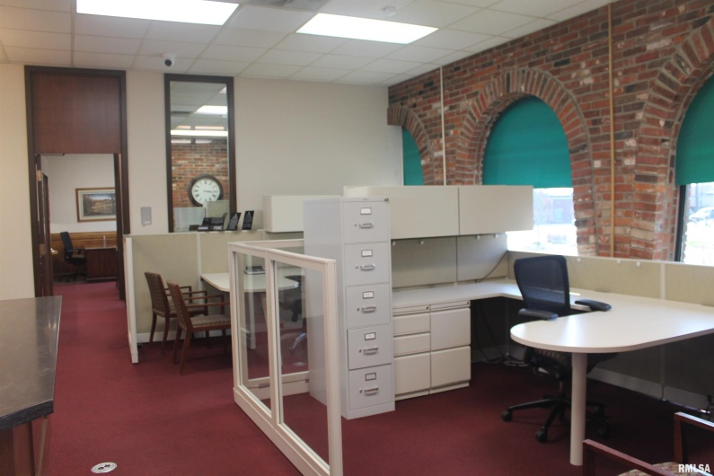 216 MAIN Street, Carbondale, Illinois 62901, 0 , 0 ,0,Commercial Lease,For Sale,MAIN,0,RMAEB457278