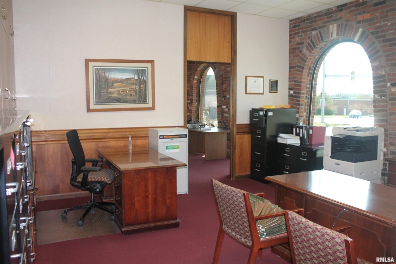 216 MAIN Street, Carbondale, Illinois 62901, 0 , 0 ,0,Commercial Lease,For Sale,MAIN,0,RMAEB457278