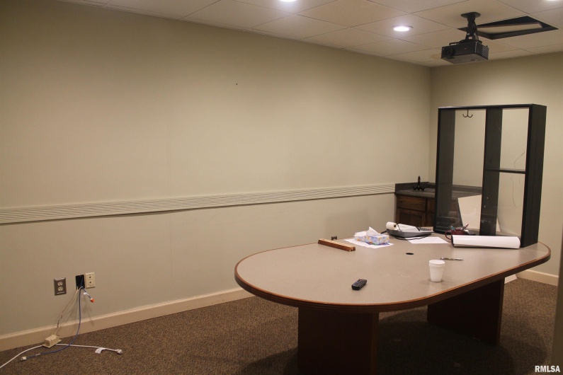 216 MAIN Street, Carbondale, Illinois 62901, 0 , 0 ,0,Commercial Lease,For Sale,MAIN,0,RMAEB457278