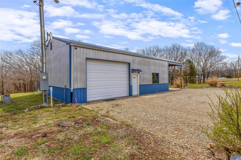 6400 Hoot Owl Lane, French Village, Missouri 63036, 1 Bedroom Bedrooms, 4 Rooms Rooms,1 BathroomBathrooms,Residential,For Sale,Hoot Owl,MAR25017161
